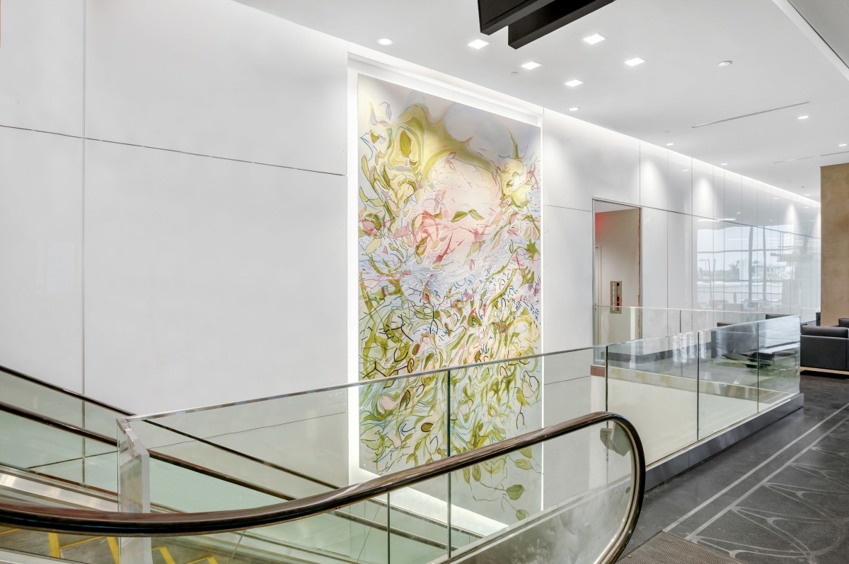 Installation view: Janaina Tschäpe, On memory and plants, 2025, Tampa International Airport, 2025, photo: Gerardo Luna